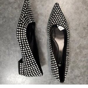 NWT Elegant Black and Silver Studded Women's Shoes